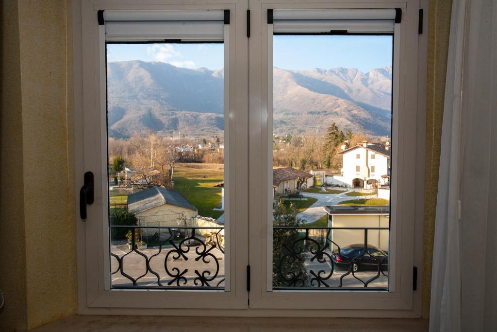 Hotel Oliva Aviano Exterior photo